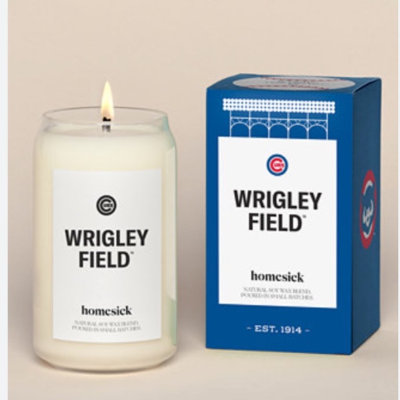 Wrigley Field Stadium Chicago Candle - White - Picture 1 of 1